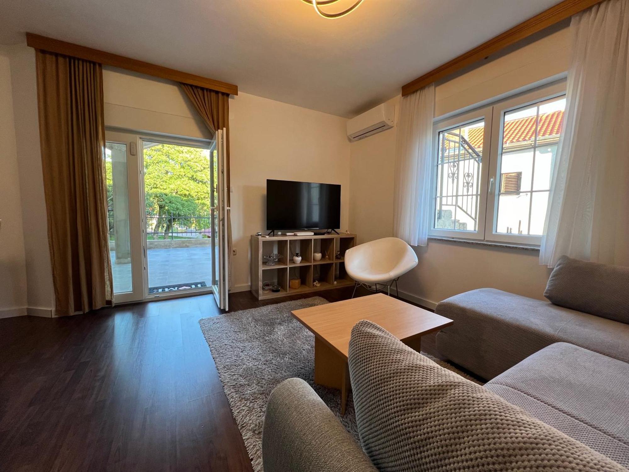 Apartment Lucija "Pet Friendly" ซริกเวนิซา ภายนอก รูปภาพ