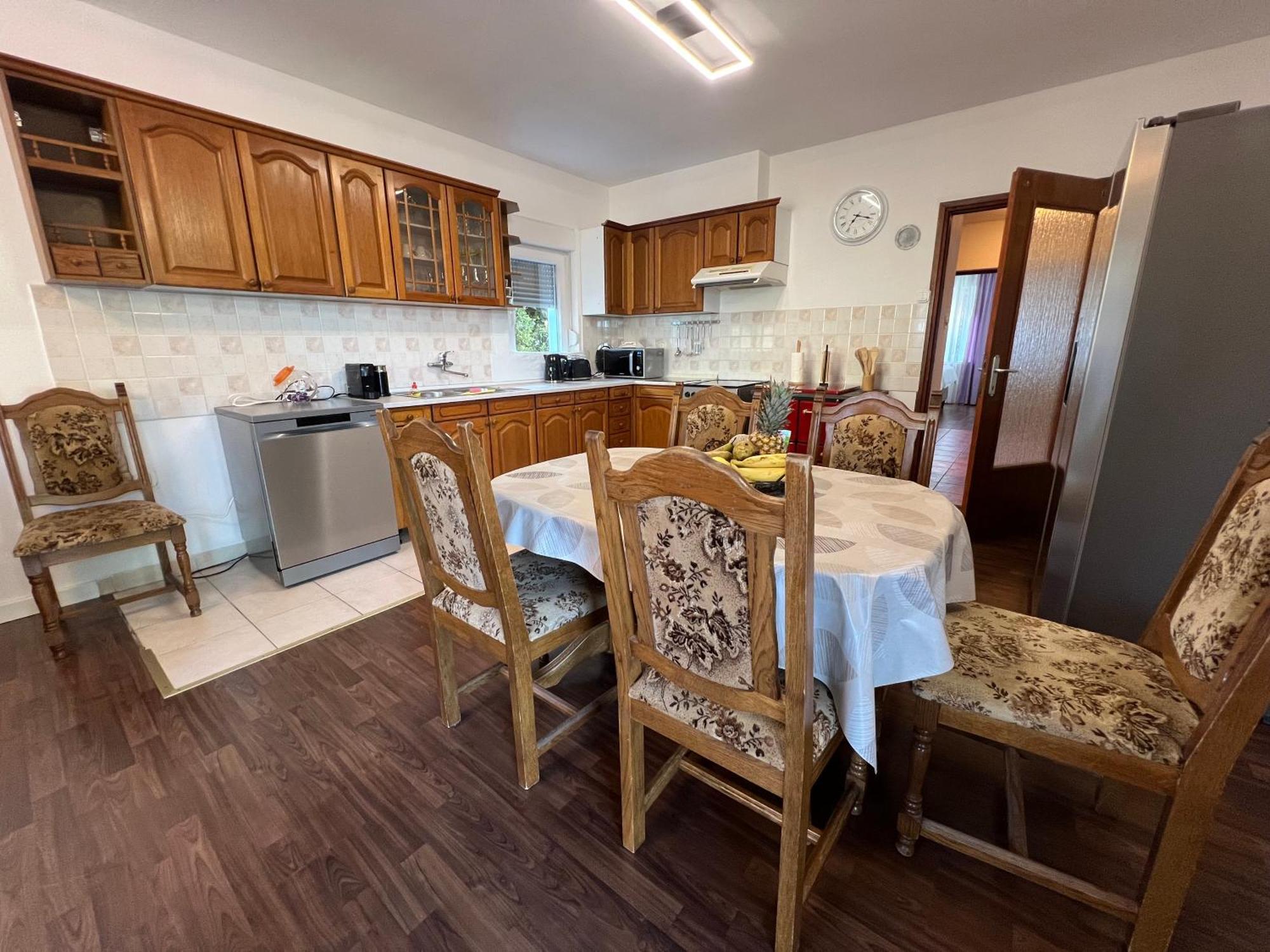 Apartment Lucija "Pet Friendly" ซริกเวนิซา ภายนอก รูปภาพ