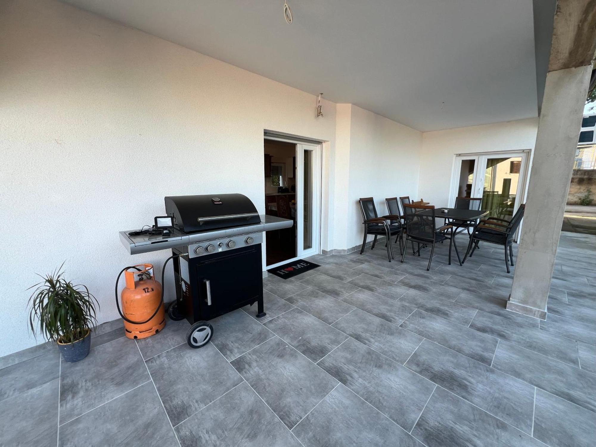 Apartment Lucija "Pet Friendly" ซริกเวนิซา ภายนอก รูปภาพ